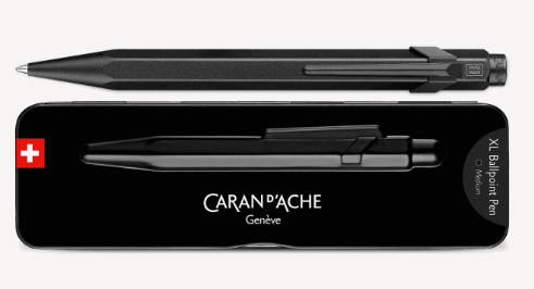 Caran d’Ache 849 – personalisiert mit Gravur auf Stift und Etui