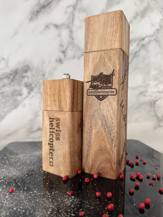 Edles Salz- & Pfeffermühlen-Set aus Holz – Mit Liebe in der Schweiz graviert 🌿