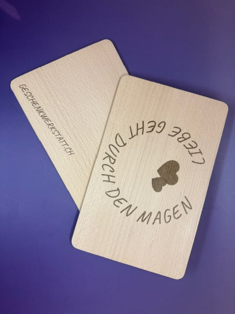 Schneidebrett klein – Personalisiert & nachhaltig aus Holz 🇨🇭